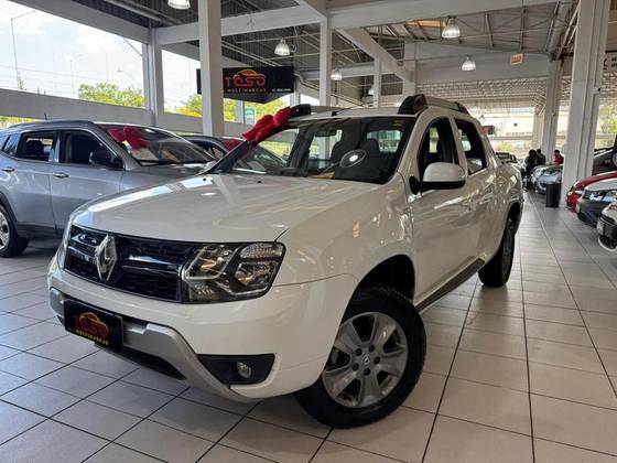 RENAULT DUSTER OROCH 1.6 16V SCE FLEX EXPRESSION MANUAL RENAULT DUSTER OROCH 1.6 16V SCE FLEX EXPRESSION MANUAL